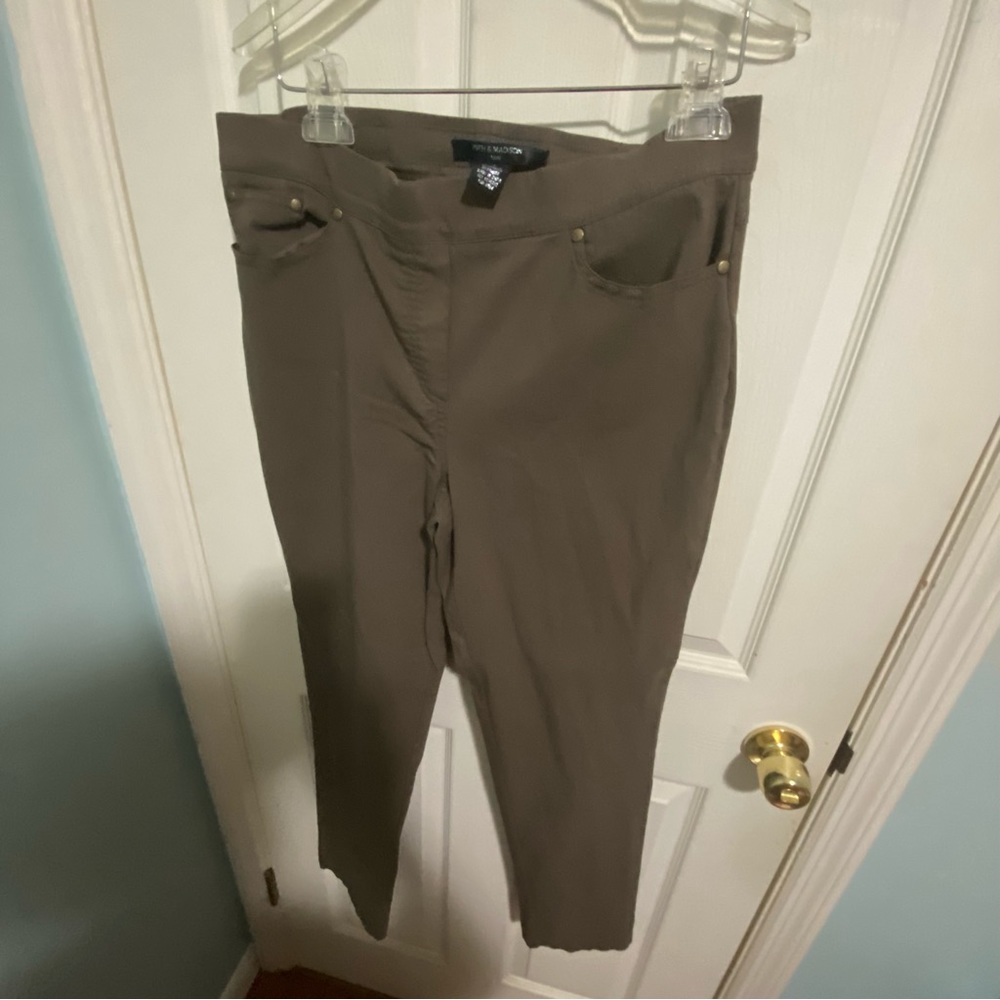 89th&Madison pull on size large brown pants.  Legs are 27”inseam. - Picture 3 of 4
